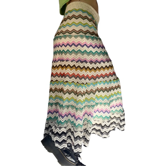 Y2K Rainbow Wavy Mesh Skirt β’ Size Medium/28-34β waist ππ - Picture 4 of 9